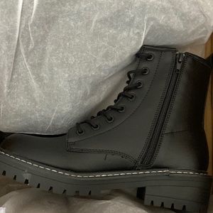 ICHIGO Women’s Fashion Ankle Booties Lace-up Combat Boots size 8.5